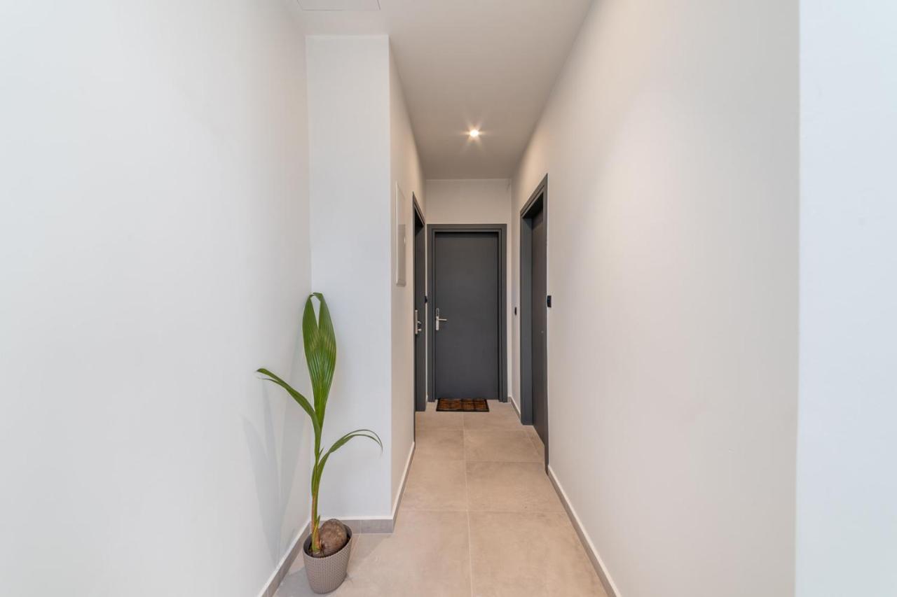 Brand New Suites In City Center 伊拉克利翁 外观 照片